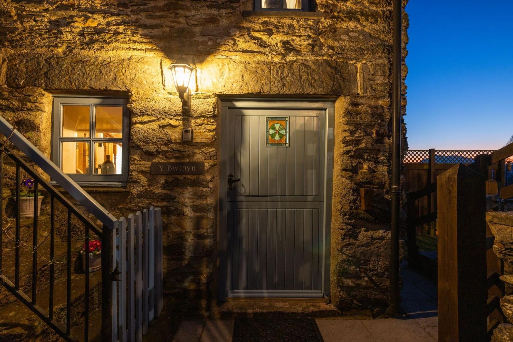 Вілла Old Coach House, Betws Y Coed, Snowdonia Екстер'єр фото
